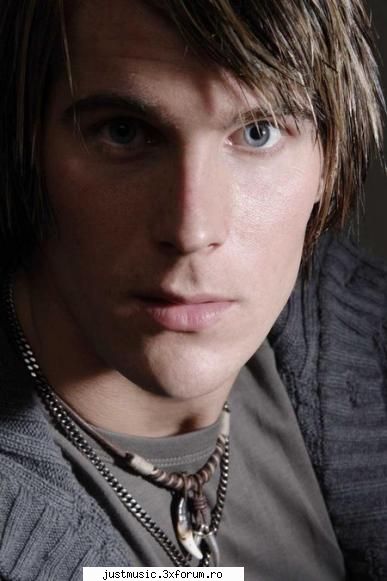 About - basshunter canta foarte mijto.. e unul din - �Basshunter�